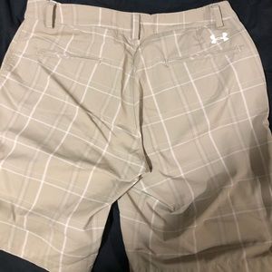 Under Armour golf shorts